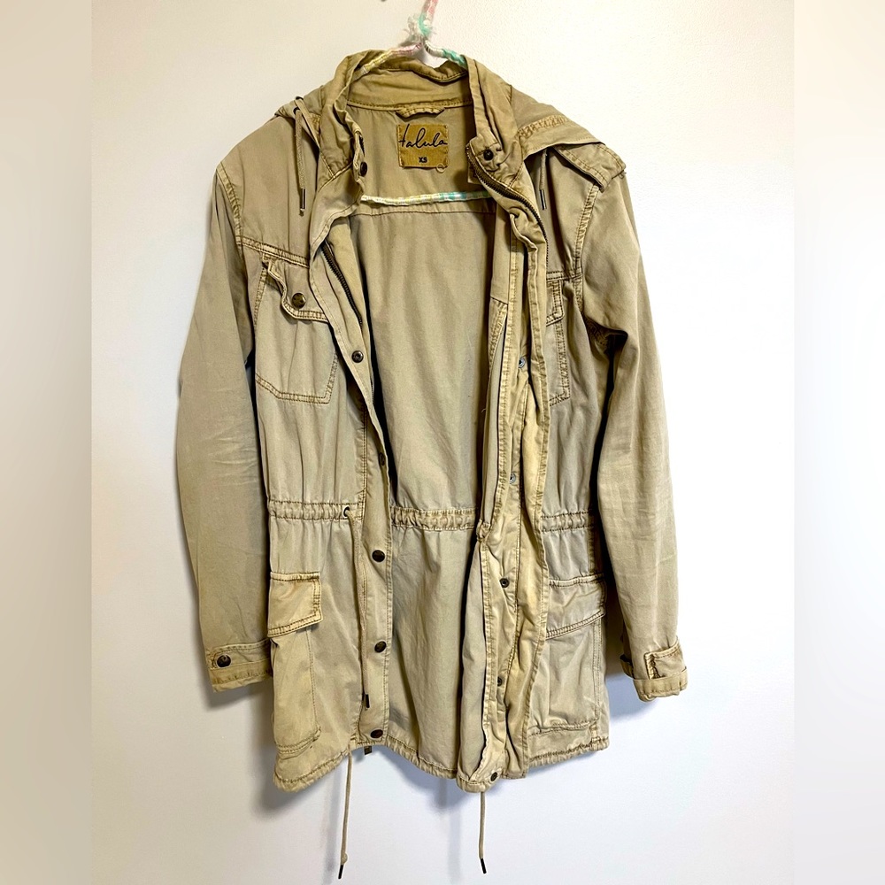 Aritzia Talula Cargo Jacket